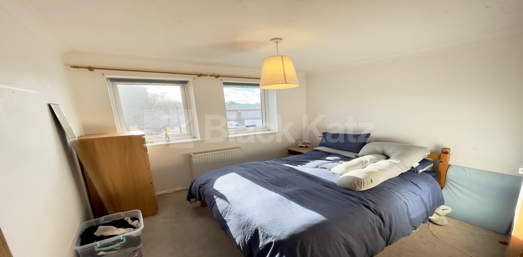 			LET , 1 Bedroom, 1 bath, 1 reception Apartment			 Chaucer Drive, London Bridge/Bermondsey